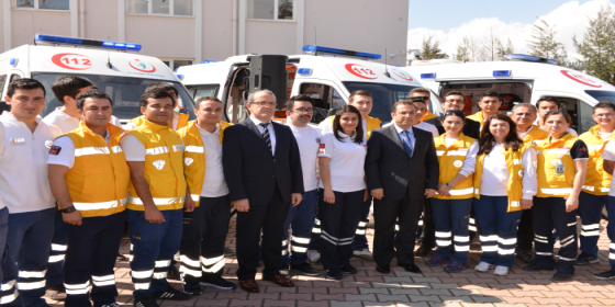 Sağlık Bakanlığı Tarafından Gönderilen Yeni Ambulanslar Düzenlenen Törenle İstasyonlara Dağıtıldı