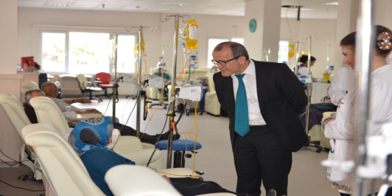 İl Sağlık Müdürü Onkoloji Hastalarını Ziyaret Etti